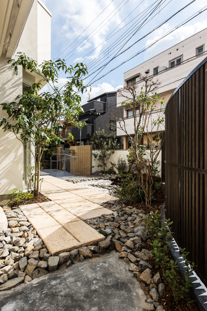「門戸厄神の家」 moderno-jardin