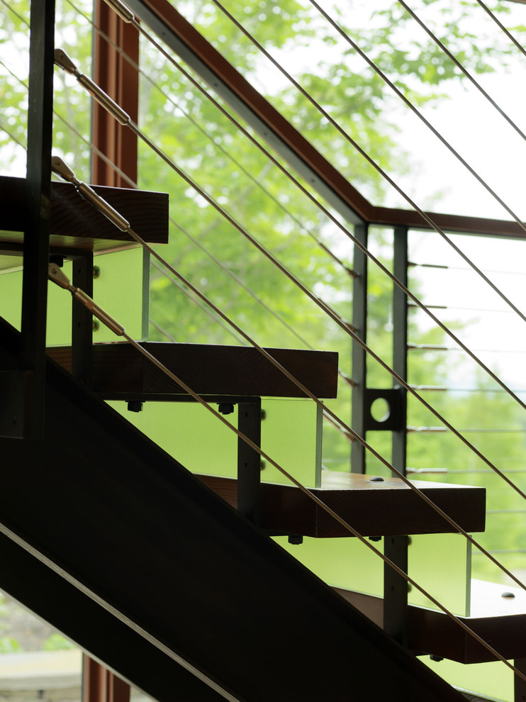 Photo of a contemporary staircase in Burlington.