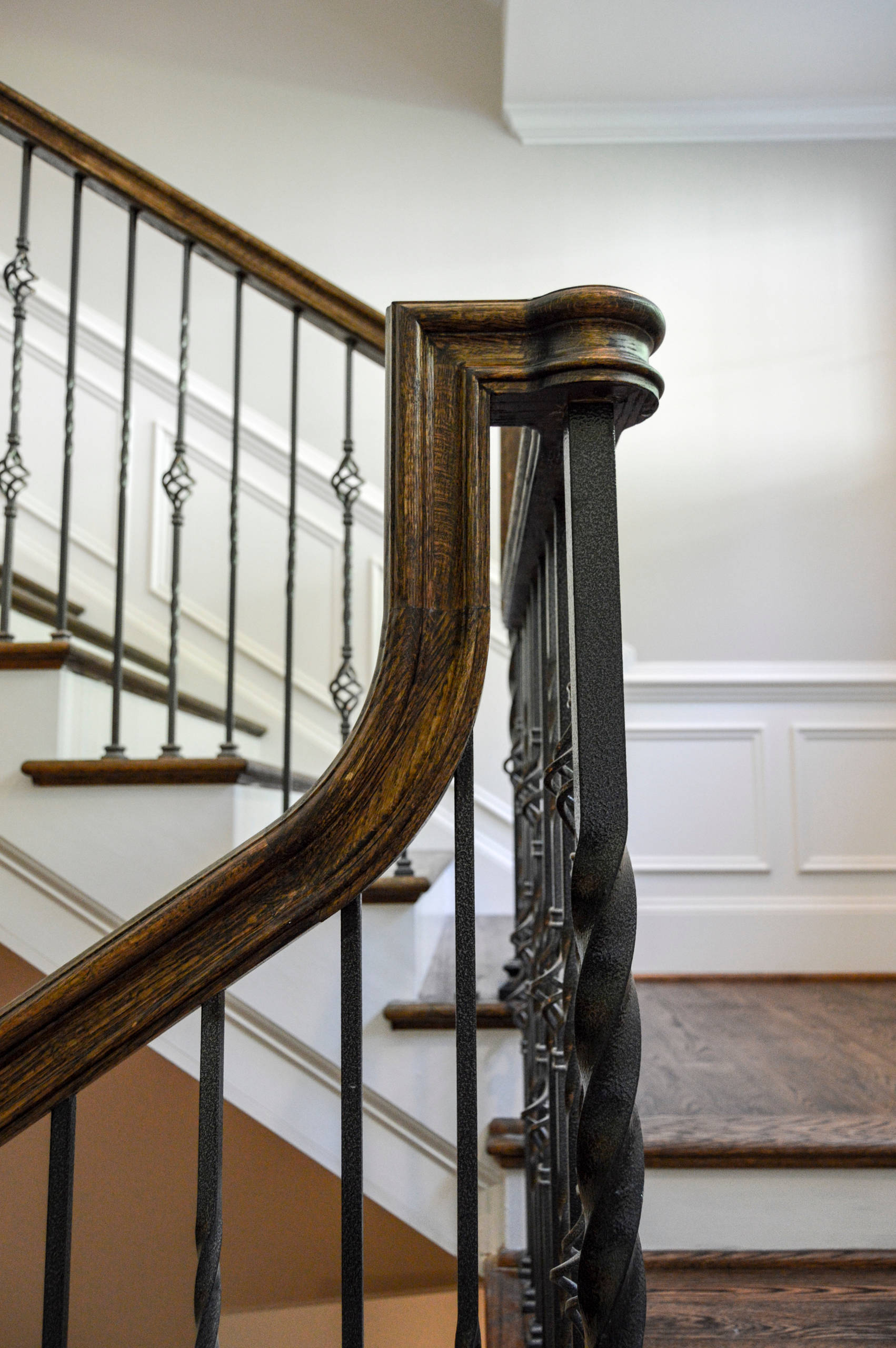 38_European Style Circular Balcony and Multi-level Staircase, Middleburg, VA 201