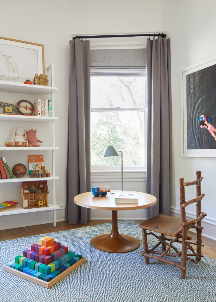 Traditional kids' room in New York.