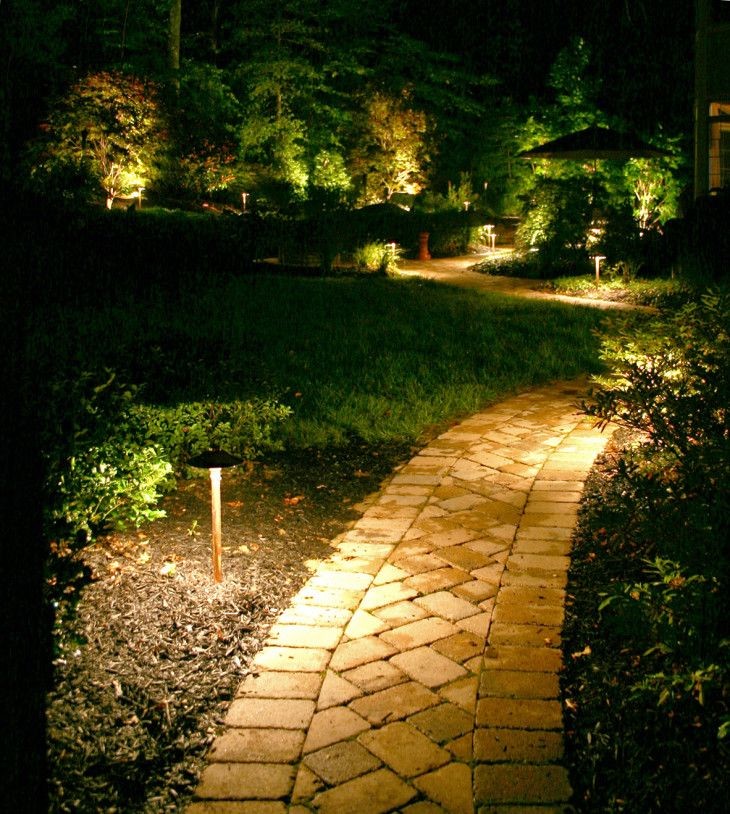 Outdoor Landscape Lighting Designs Since 1985