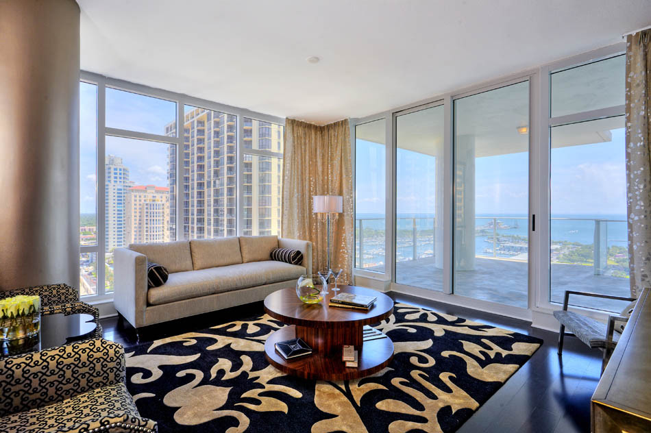 A Room with a View: Designing Around a Panorama