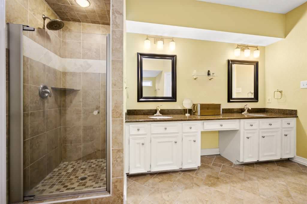 Ashmore - Kitchen and Masters Bathroom Remodel