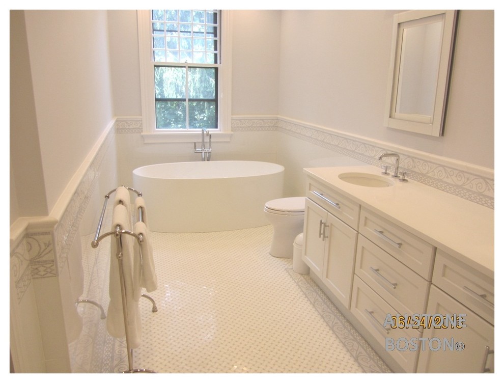 Bathroom - mid-sized transitional bathroom idea in Boston