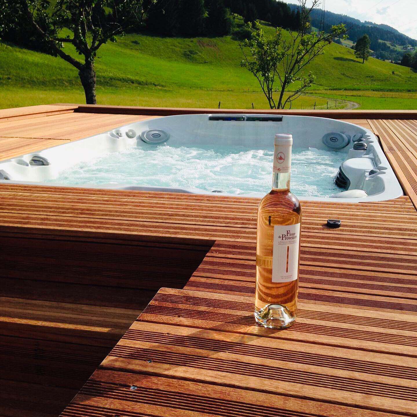 Espace détente Jacuzzi