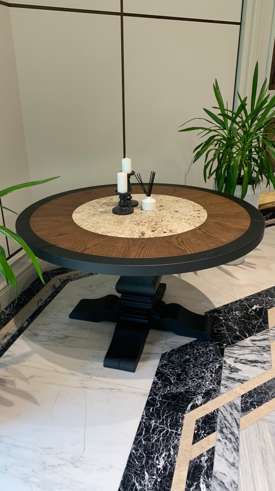 Стол обеденный