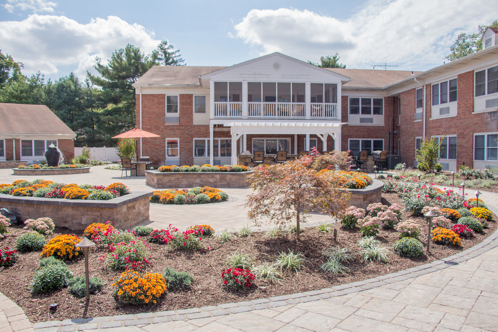 Building a Comfortable Community