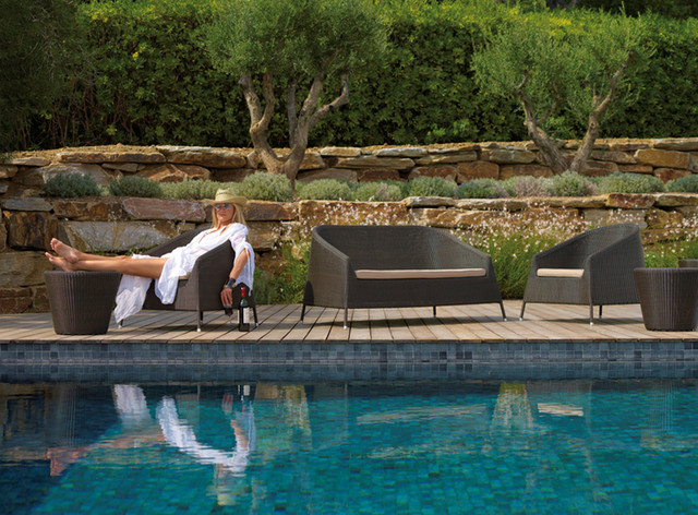 Cane-line Kingston Stool/Side Table pool