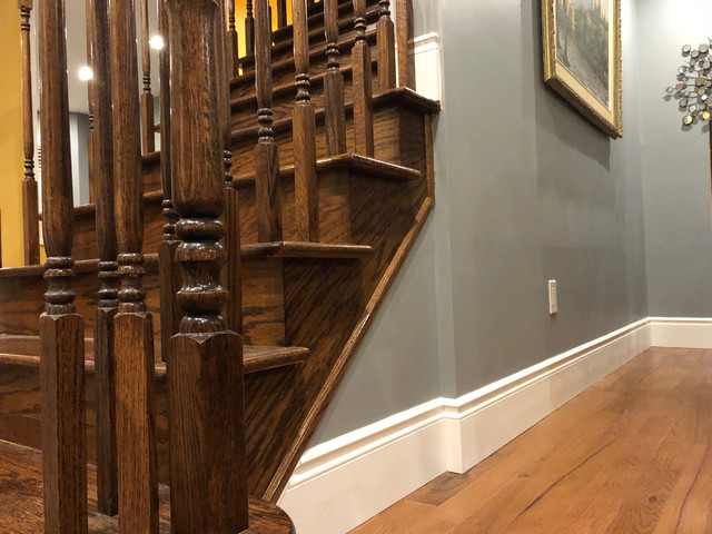 Baseboard classique-escalier