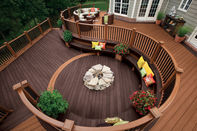 Explore Trex Decking clasico-renovado-terraza-y-balcon