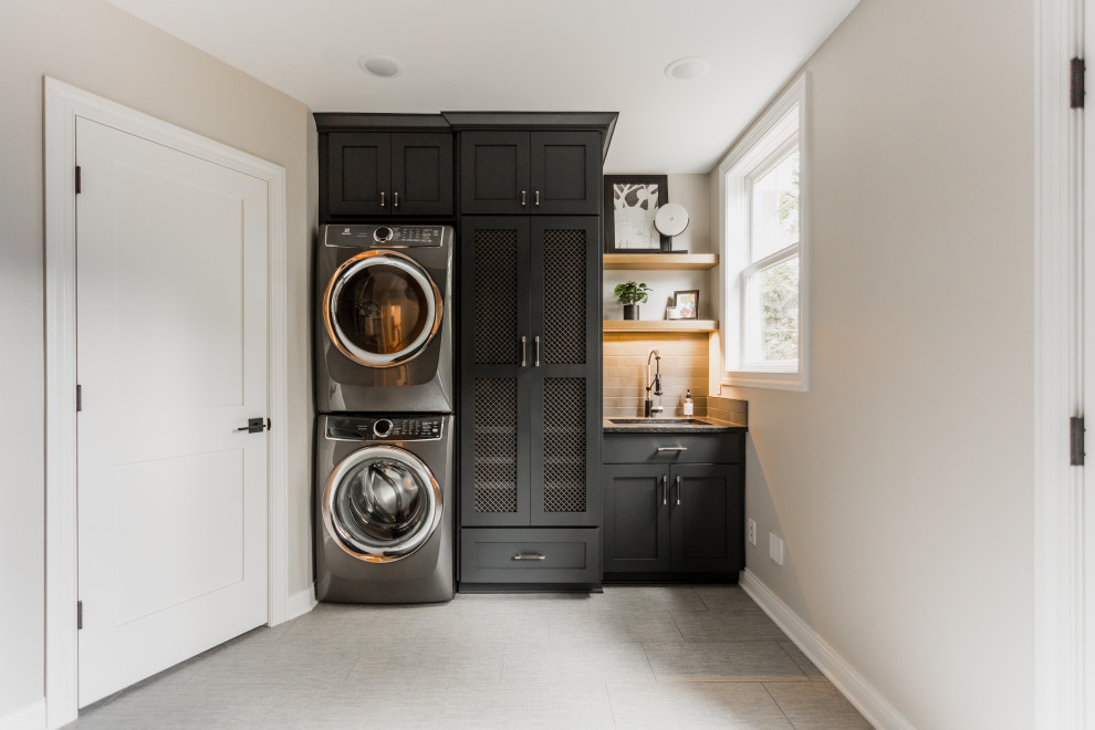 Photo of a transitional laundry room in Minneapolis.