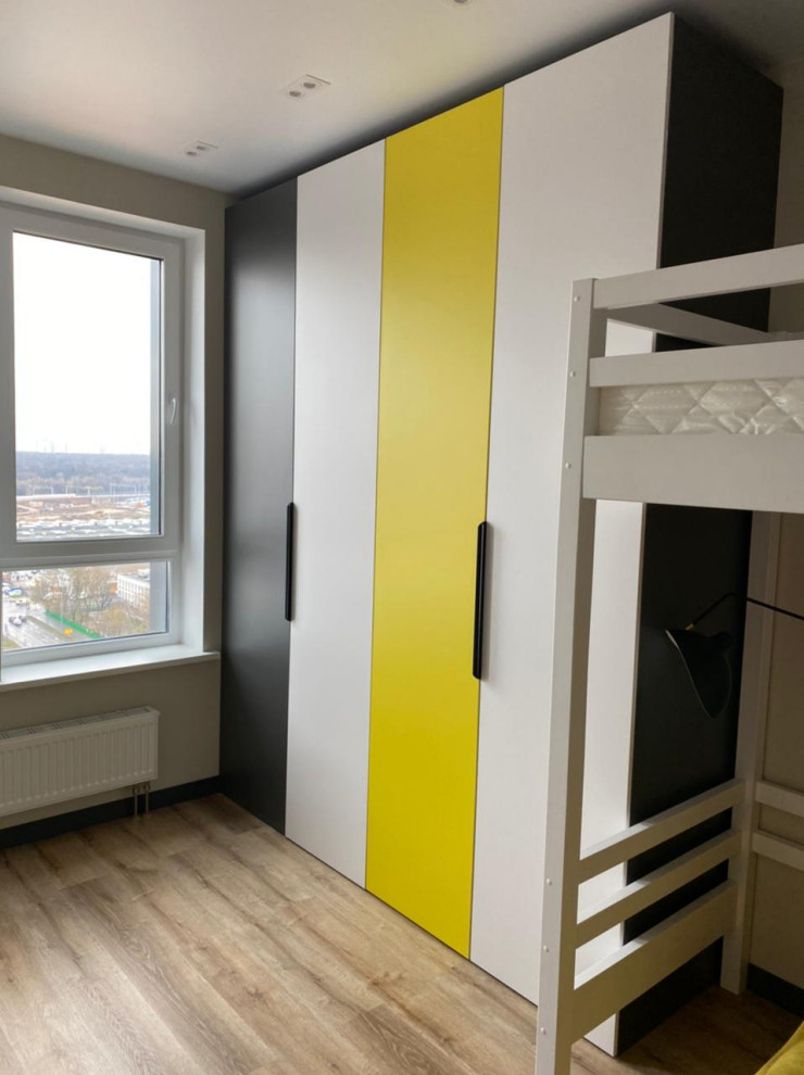 Квартира для семьи с тремя детьми "Стоун терапия"