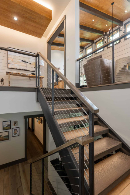 Trail Top klassisch-modern-treppen