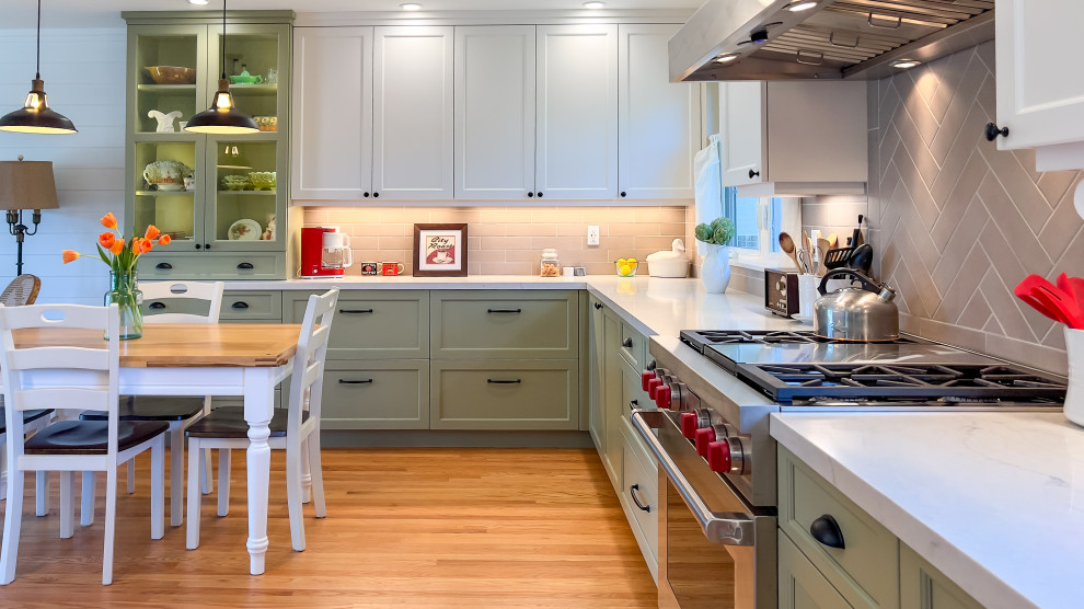 Rosemary Sprig & White