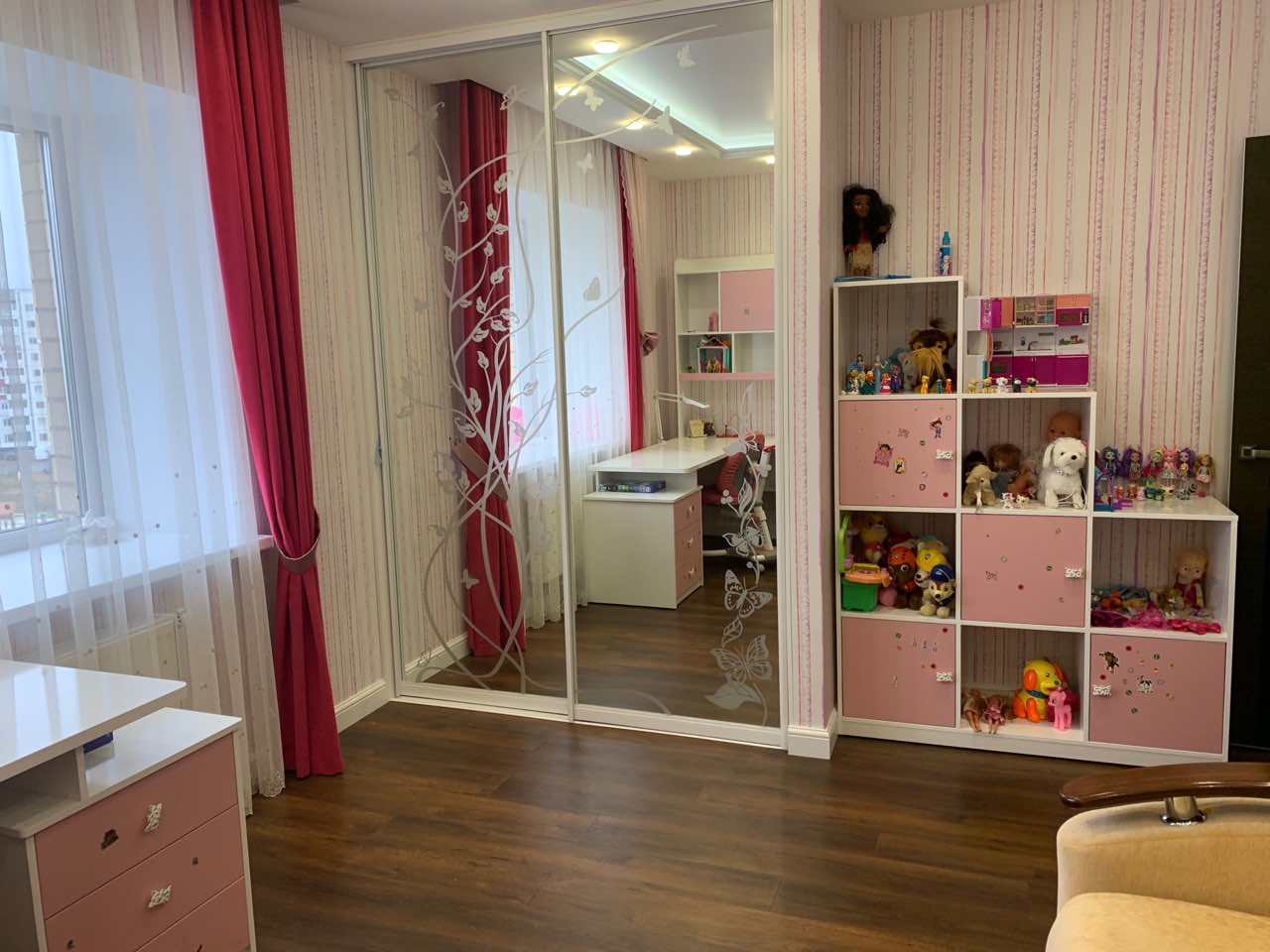 Четырехкомнатная квартира