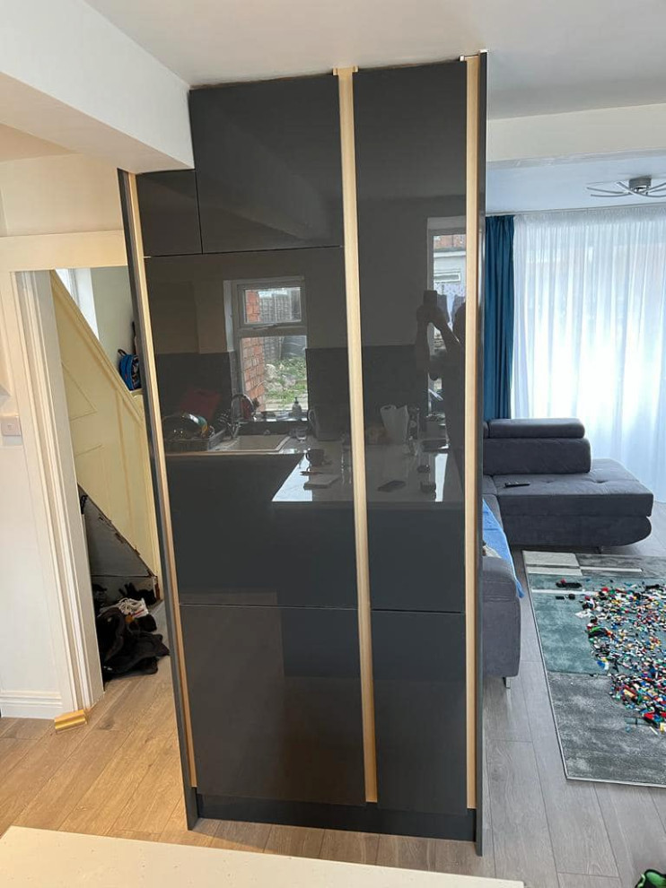 Leicester anthracite grey glossy