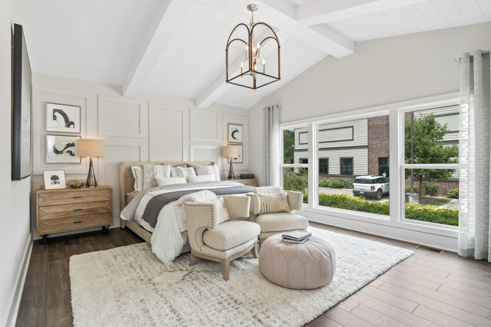 Beach style bedroom photo in Charleston