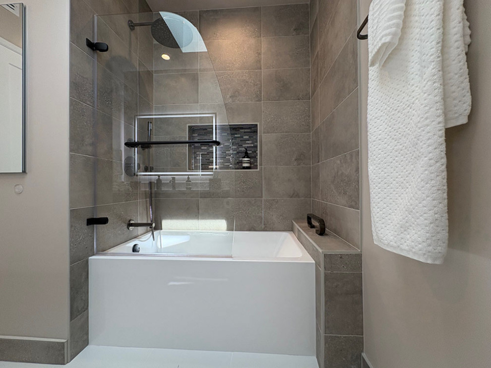 Bathroom Remodel 90077