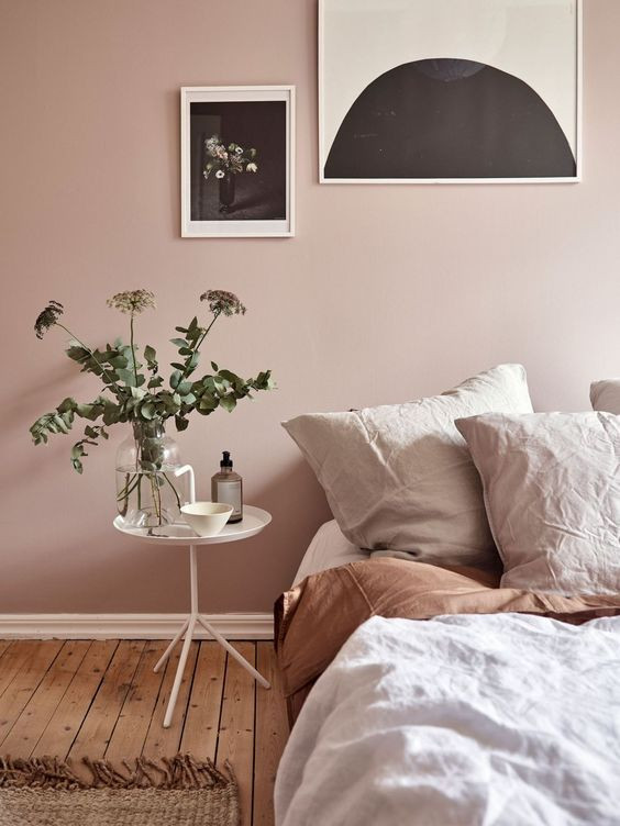 Dormitorio rosa empolvado y negro nordico