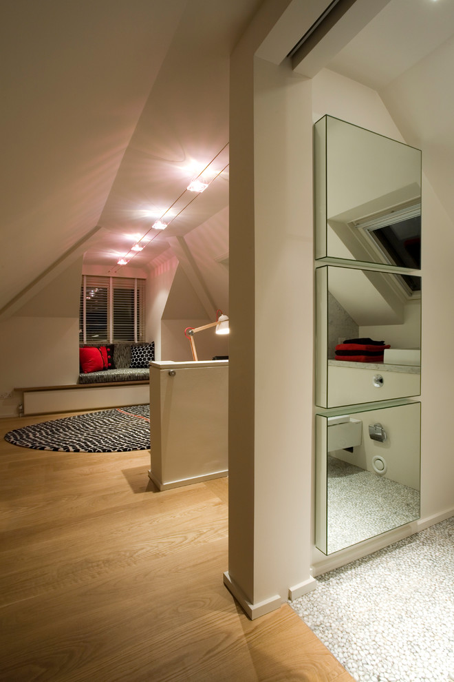 Contemporary kids' room in London.