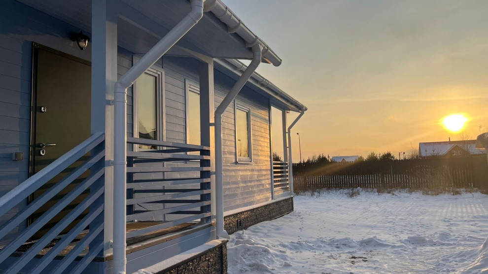 Дом с террасой в скандинавском стиле