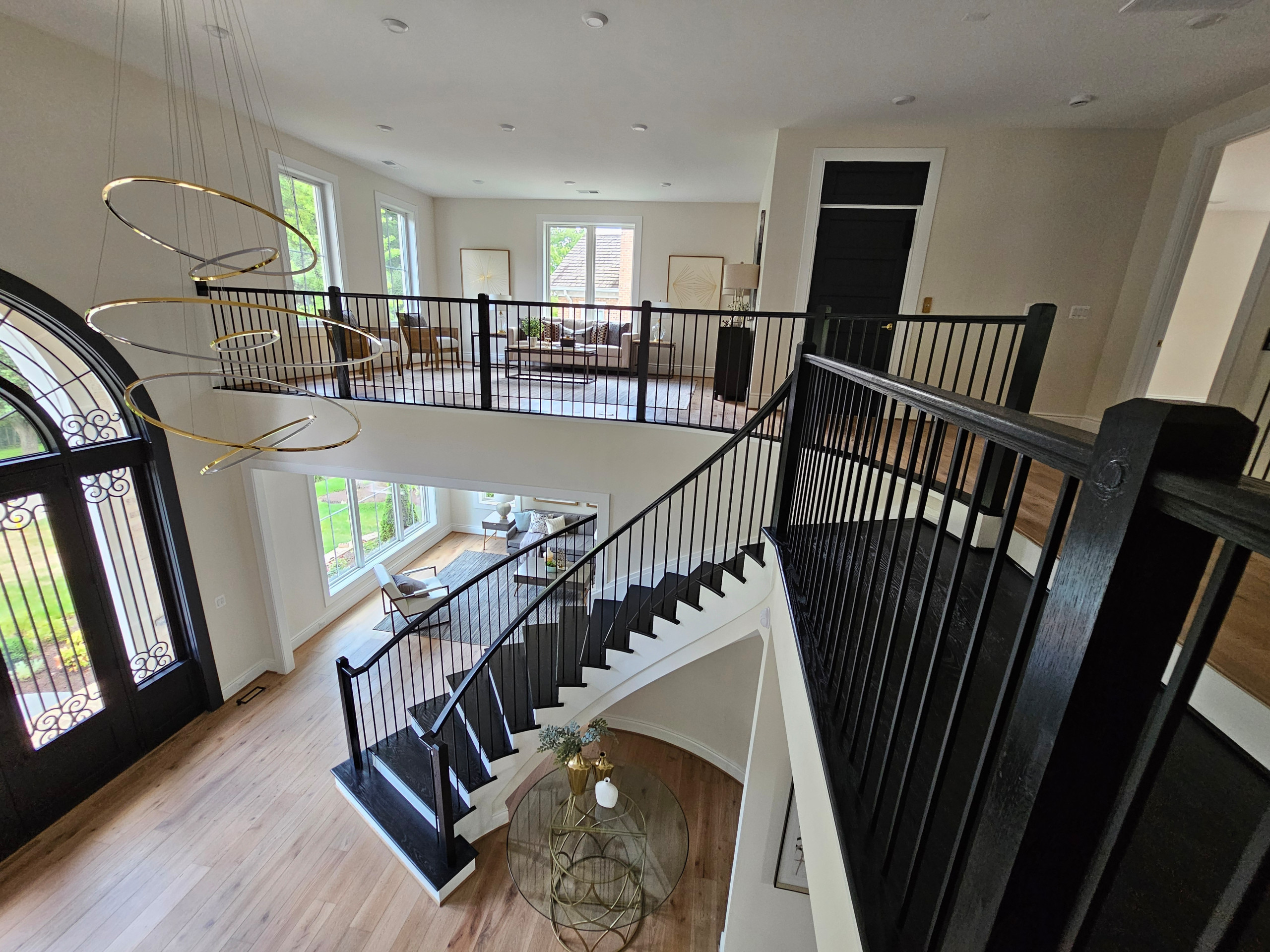 Elegant Curve Elevates Modern Design, Mclean, VA 22101
