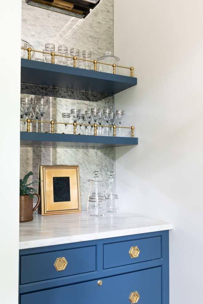 Home design - transitional home design idea in Indianapolis