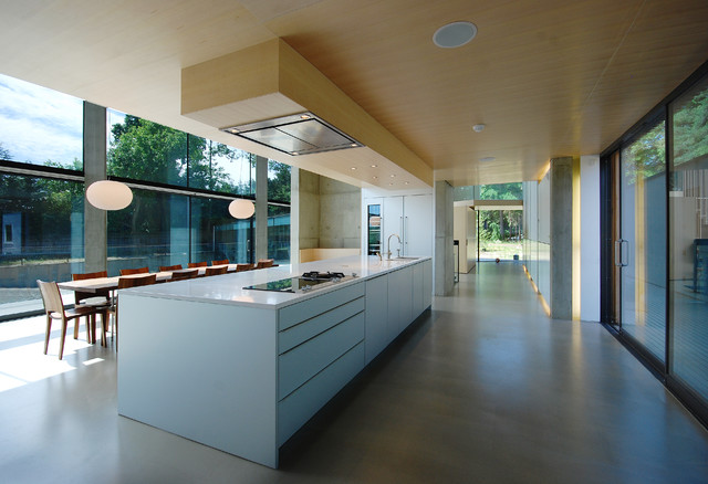 House in Epsom trendy-koekken