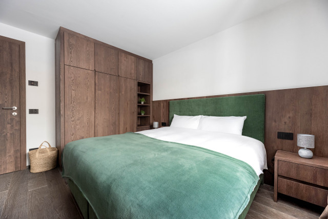 Chalet di lusso in Corvara modern-bedroom