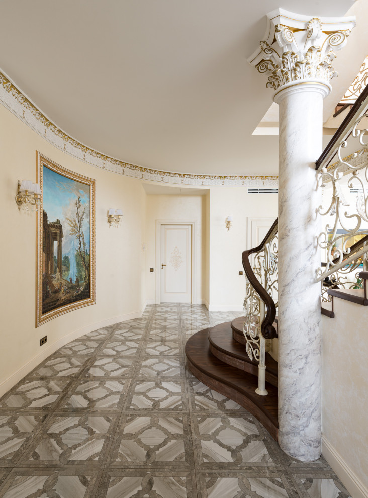 ДОМ с секретом