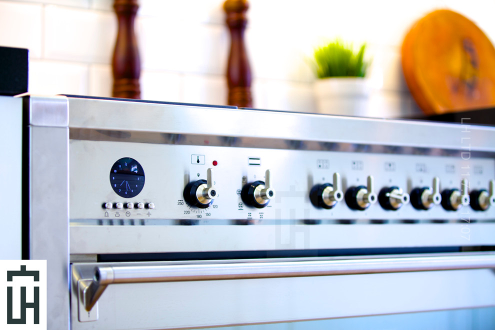 Modern Kitchen Range