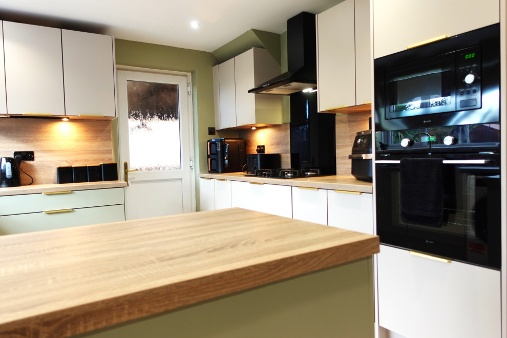 The Barwell Kitchen II - Sodermalm - RRP £20,000 - Luxe Price £17,900