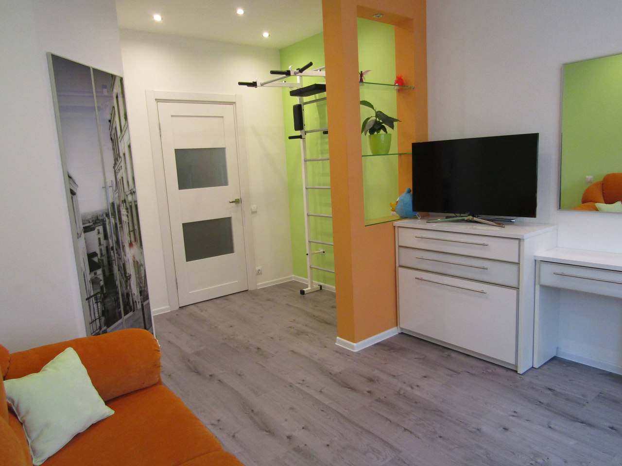 Комната для девочки 20 м.кв.