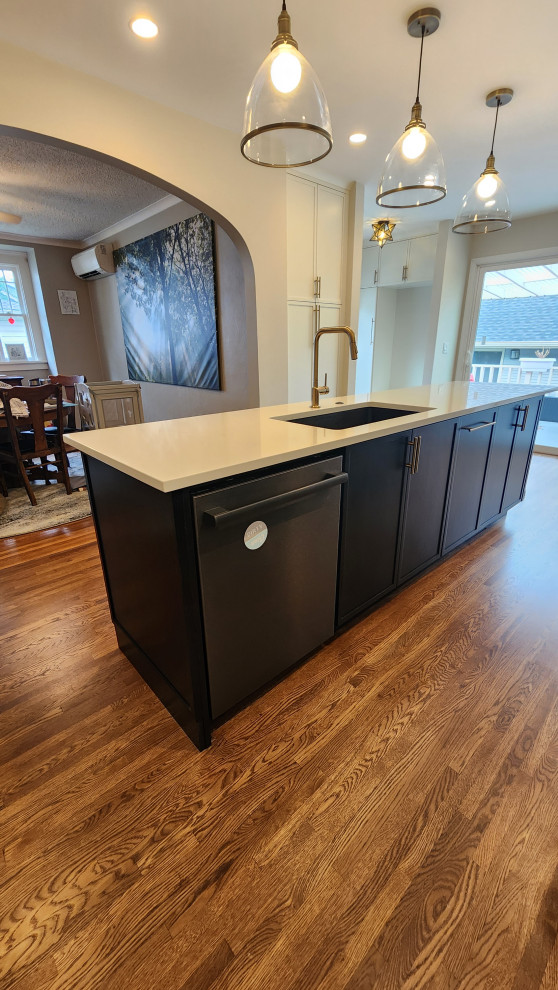 Narrow Shaker with Hints of Mid-Century Flair