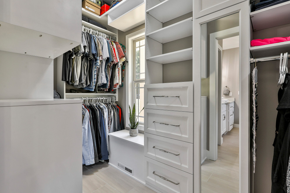 Thomas family Master Bath and closet
