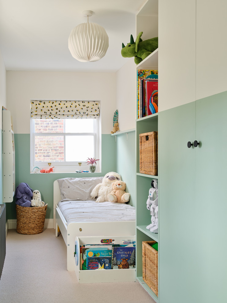 This is an example of a contemporary kids' room in London.