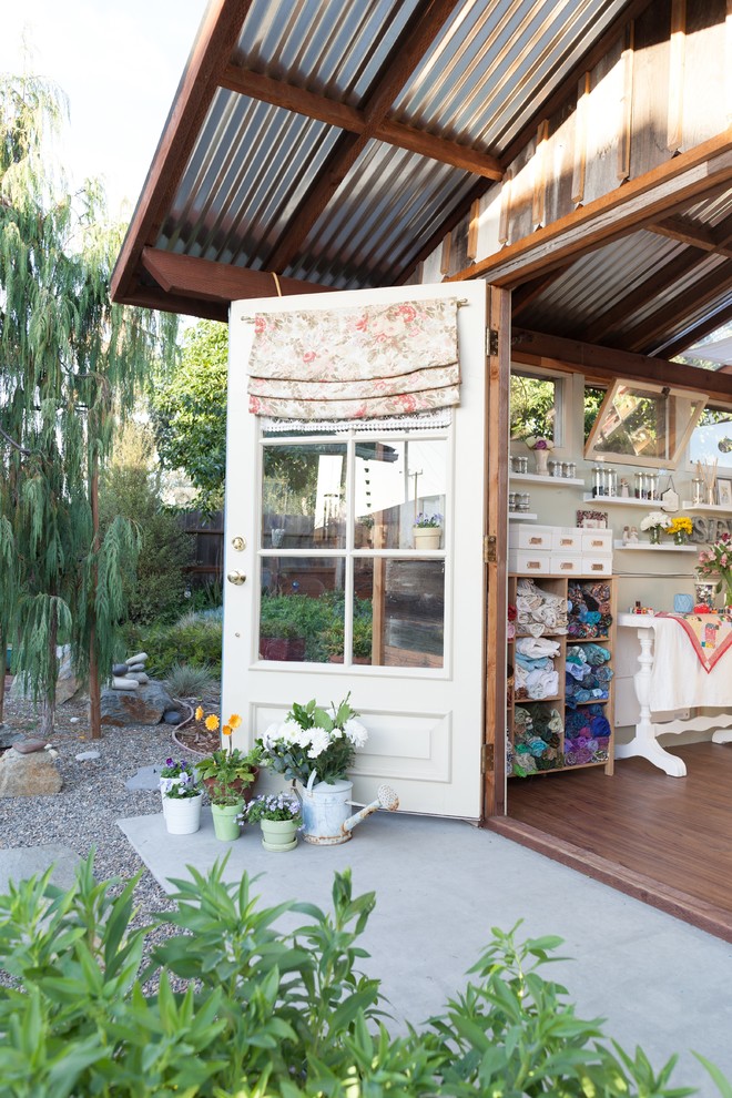 Inspiration for a mid-sized traditional detached studio in San Luis Obispo.