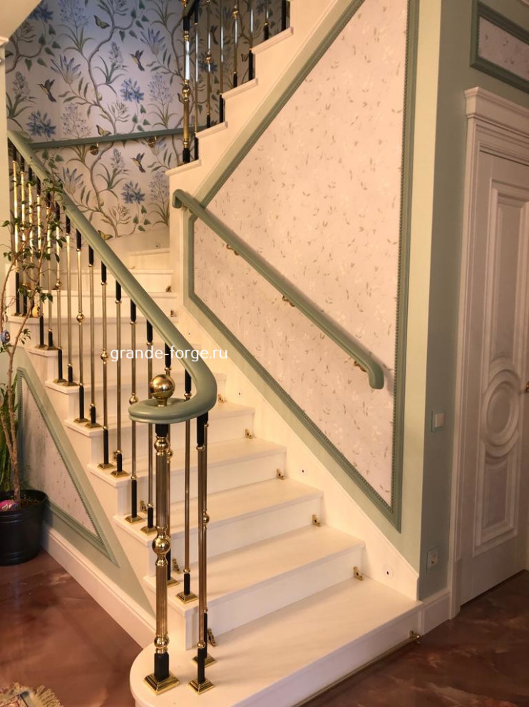 Лестница, латунное ограждение, Grande forge(Франция), коллекция "Графиня"
