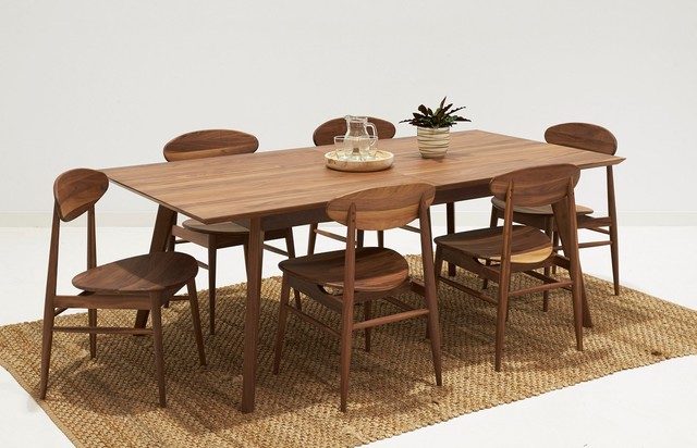 Harvard Range contemporary-dining-room