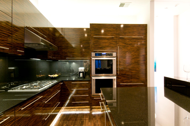 Ivy Hotel contemporaneo-cucina