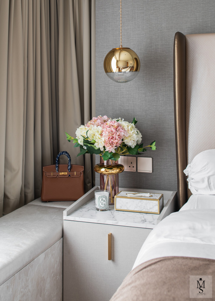 Design ideas for an Asian bedroom in Singapore.