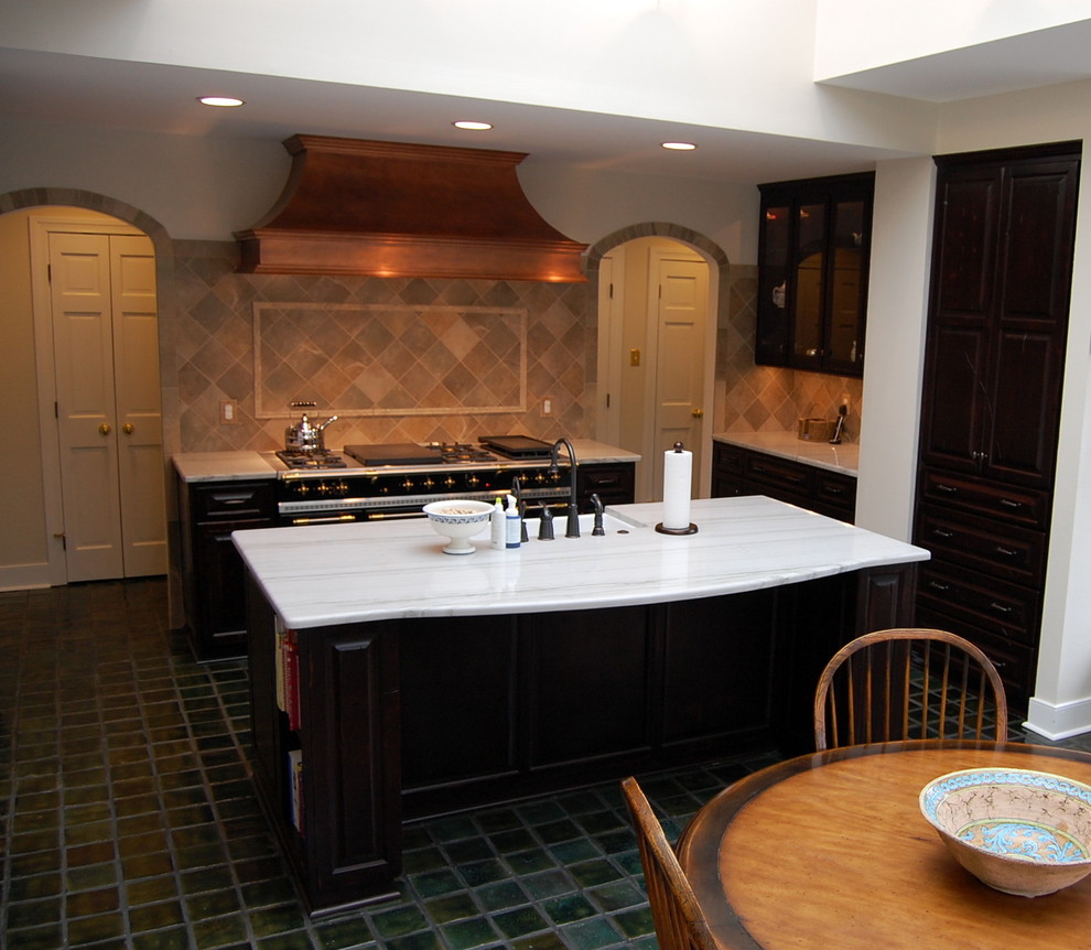 This is an example of an eclectic kitchen in Richmond.