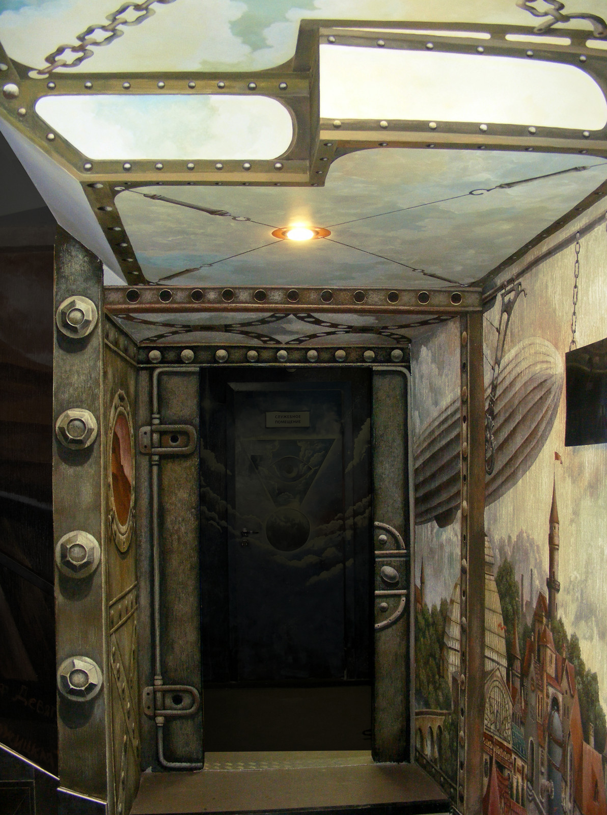 Роспись коридора