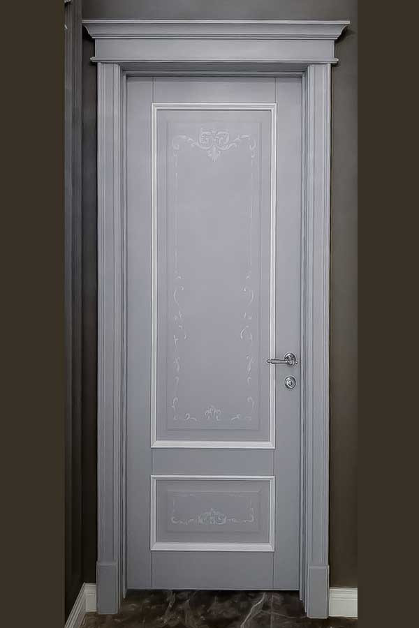 Окрашенные двери