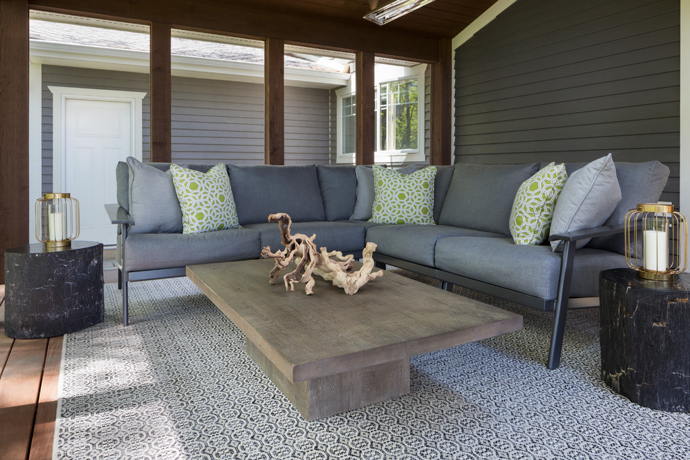 Inspiration for a rustic home design remodel in Milwaukee