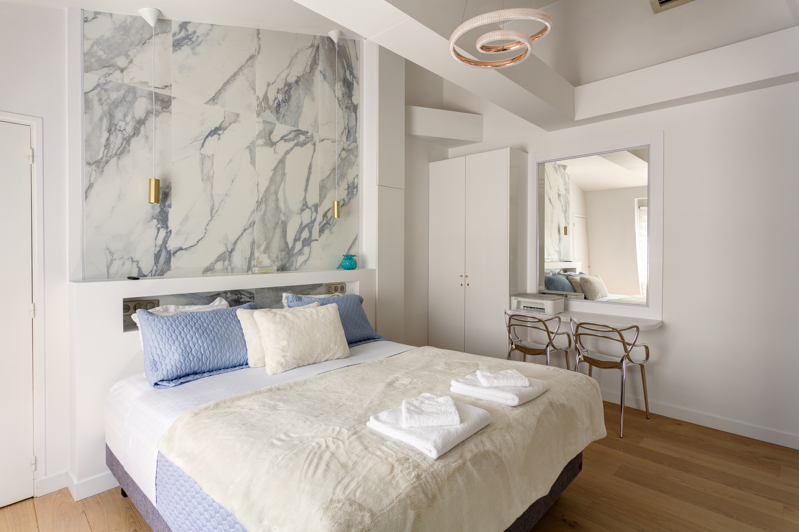 Têtes de lit sur mesure : du style et du sens