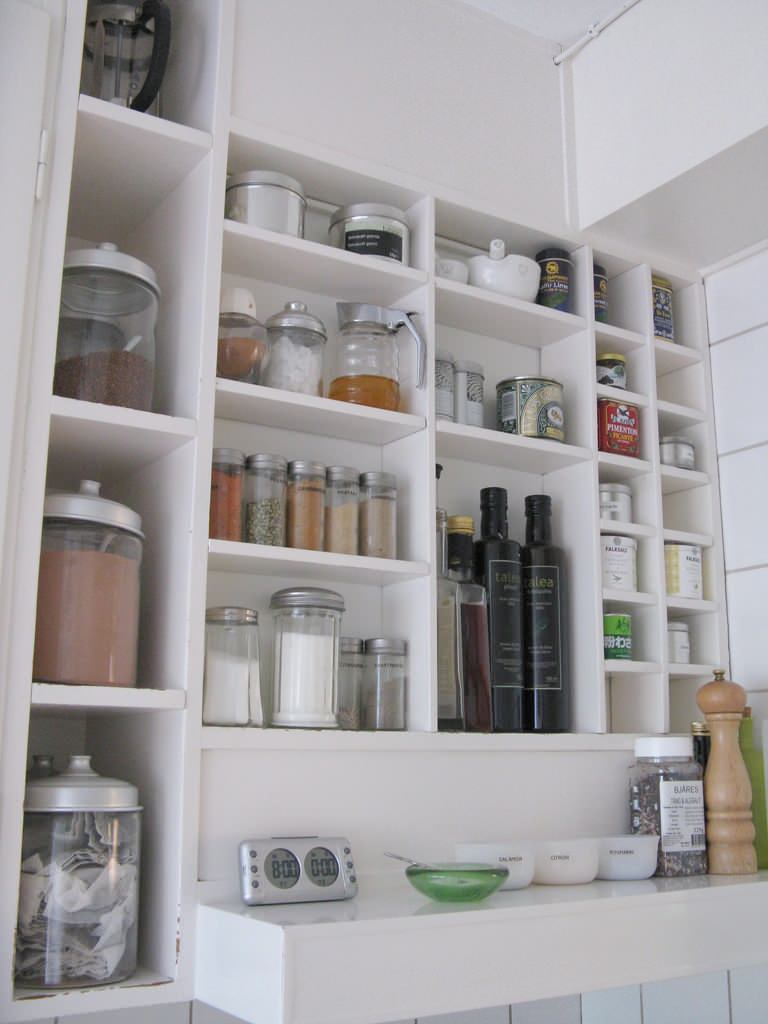 Taming Your Clutter: How Vertical Organizers Are the New Must-Have for Every Space