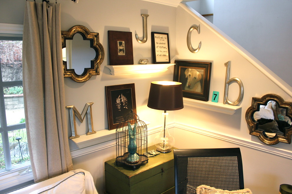 Design ideas for an eclectic home design in Los Angeles.