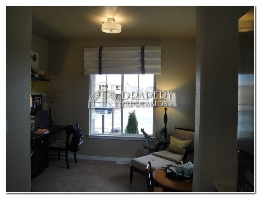 Transitional home design photo in Denver