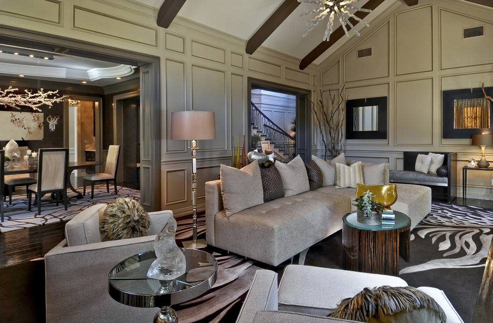 Transitional living room in Los Angeles.